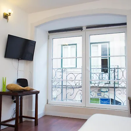 Bica Sequeiro 1 Bed Lägenhet *